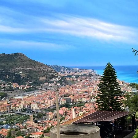 La Tana Del Tasso Ventimiglia B&B 외부 사진